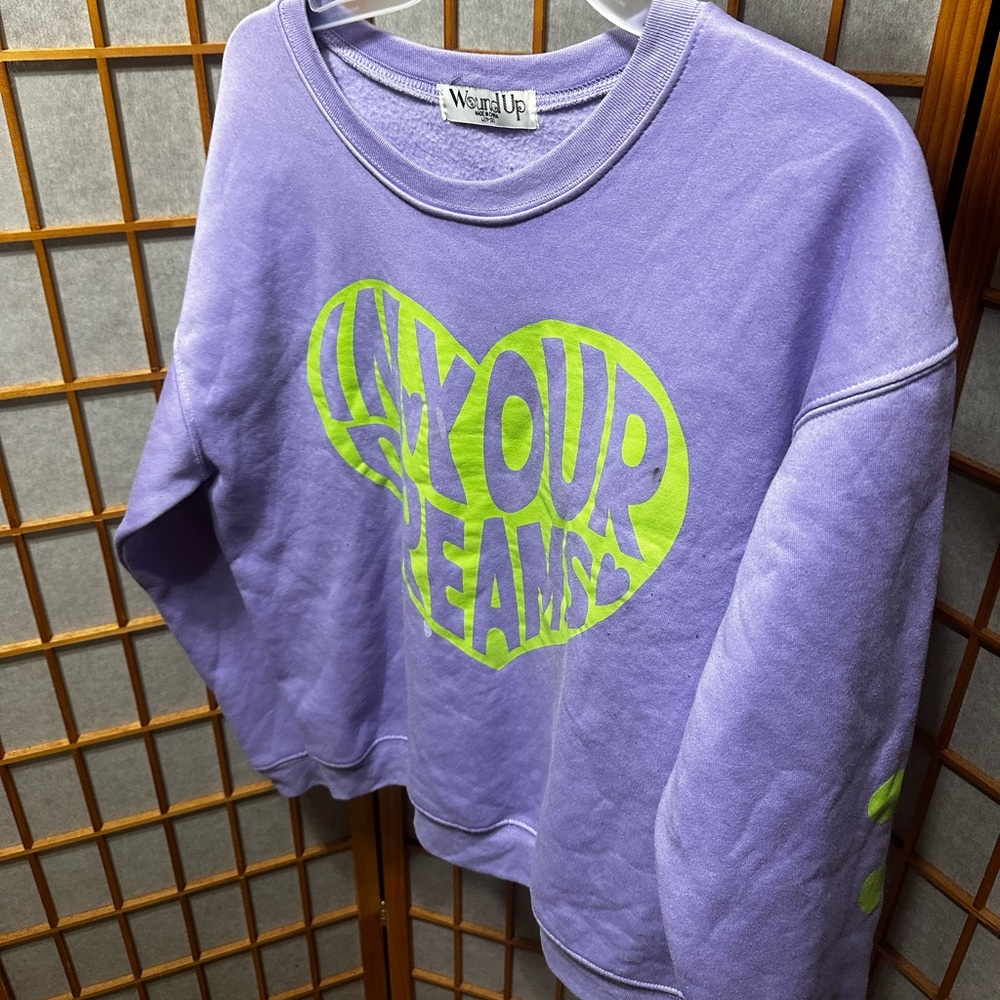 Women’s Purple and Green Graphic Long Sleeve Sweatshirt Size L